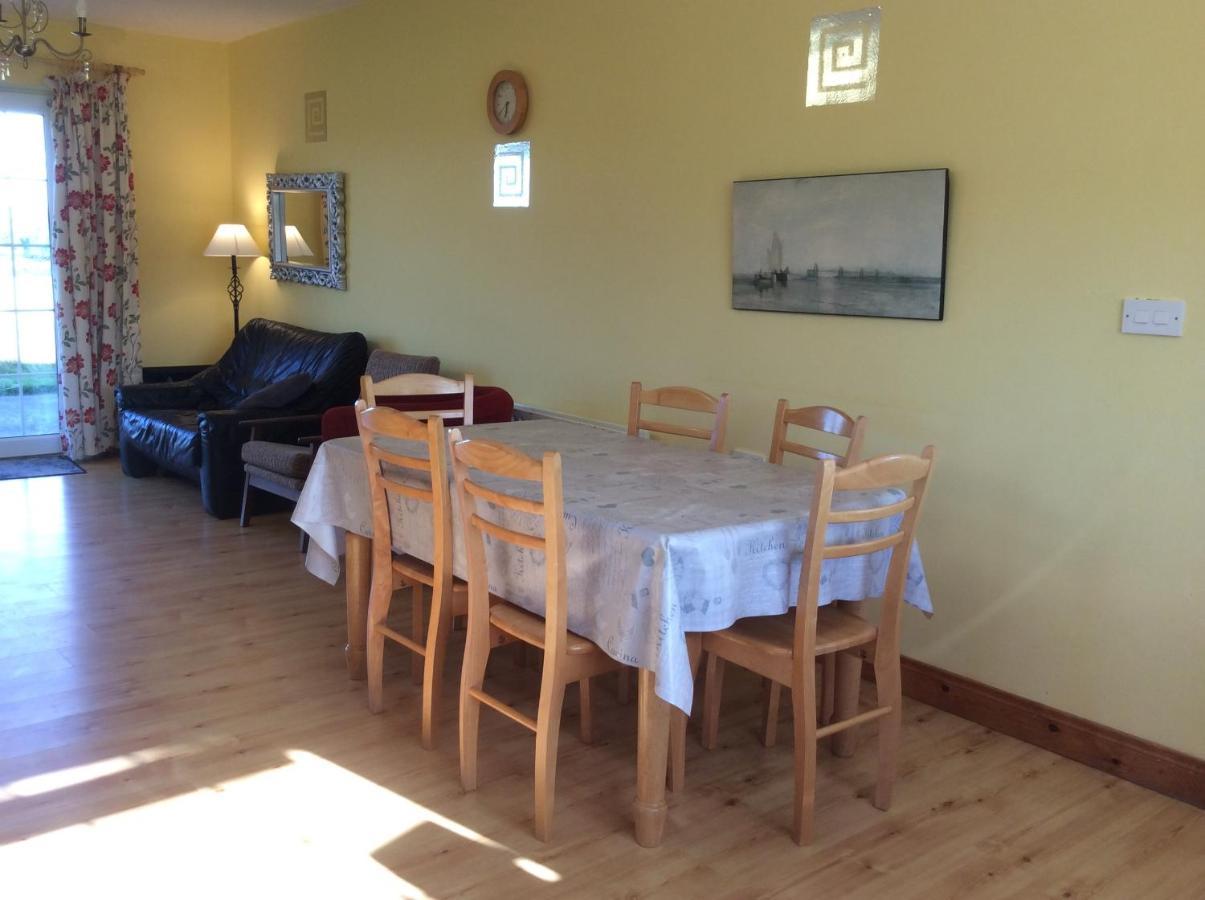 Rathgillen Mews Villa Nobber ภายนอก รูปภาพ