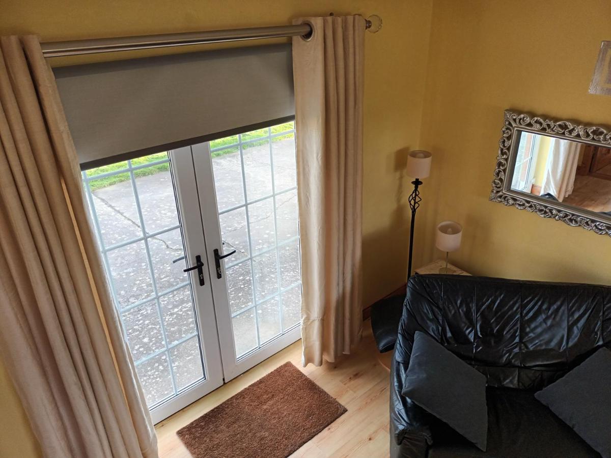 Rathgillen Mews Villa Nobber ภายนอก รูปภาพ