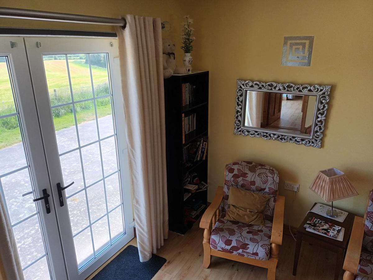 Rathgillen Mews Villa Nobber ภายนอก รูปภาพ